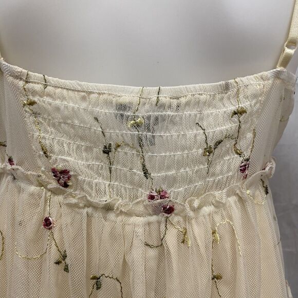 Trixxi Floral Lace Dress Beige Spaghetti Strap Size M - Picture 7 of 14